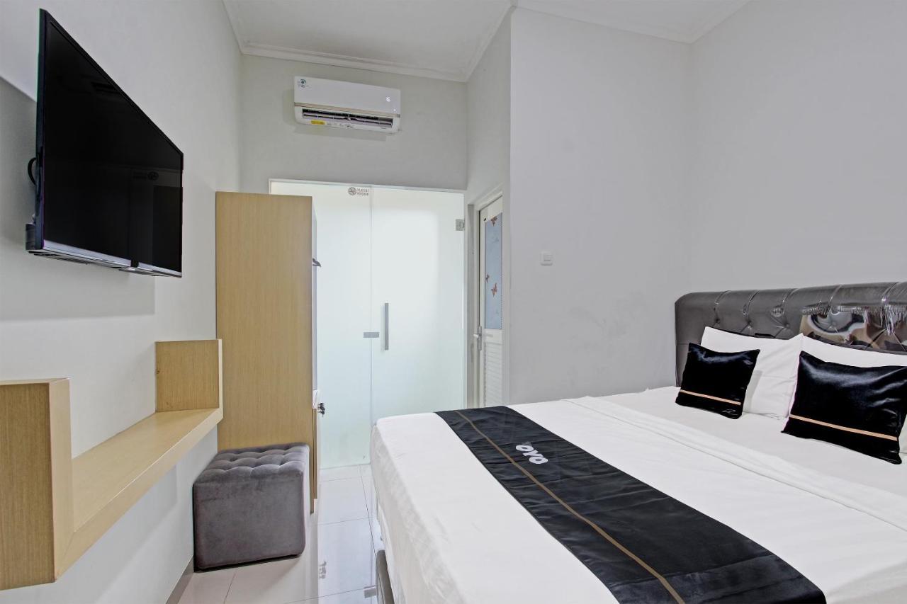 Hotel Capital O 91377 Mk Prime Syariah Semarang Esterno foto
