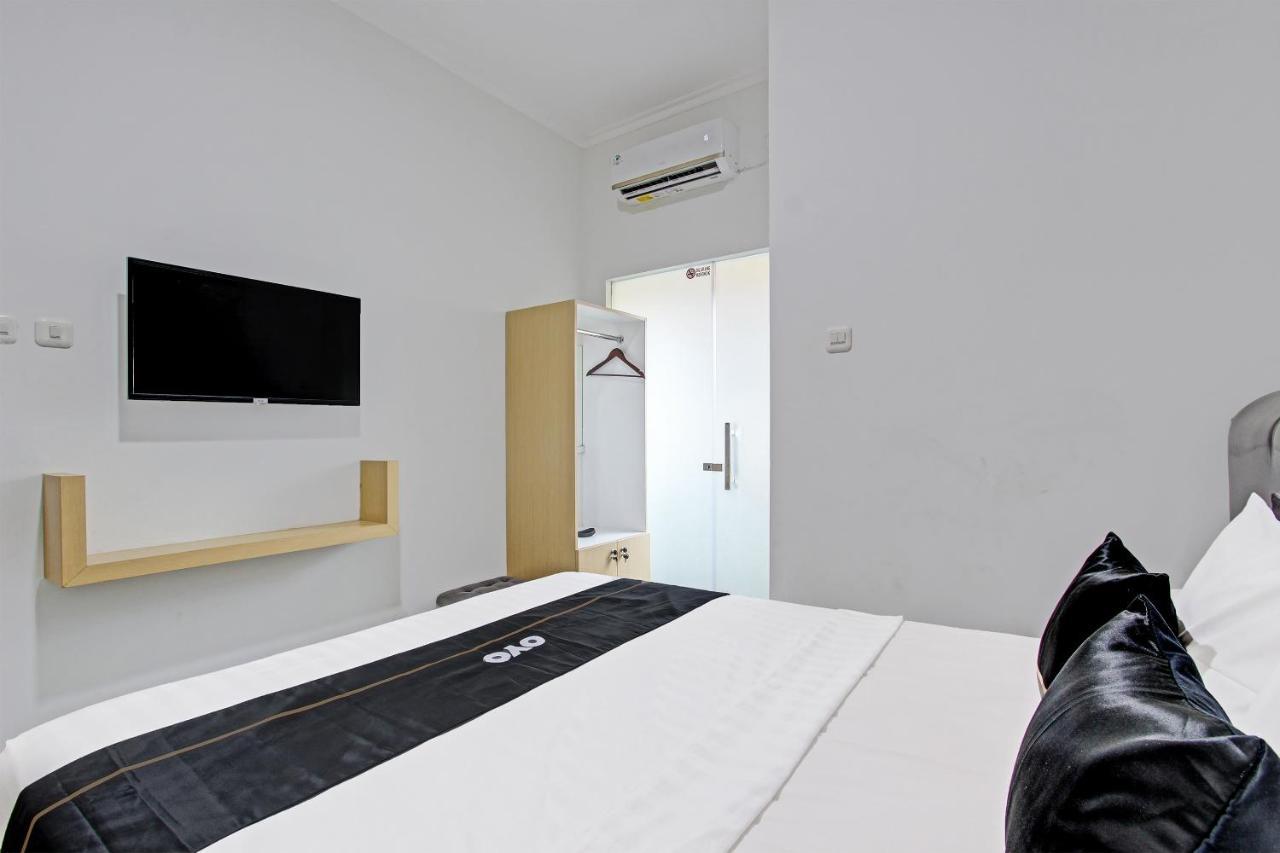 Hotel Capital O 91377 Mk Prime Syariah Semarang Esterno foto